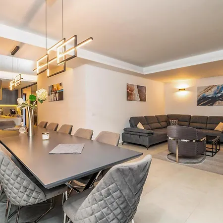 In With Sauna Vikendica